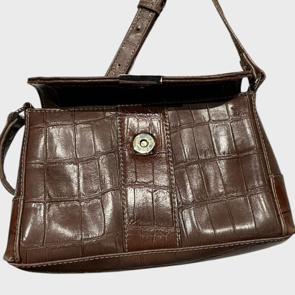 Liz Claiborne Vintage Crossbody Vegan Leather - Picture 5 of 12